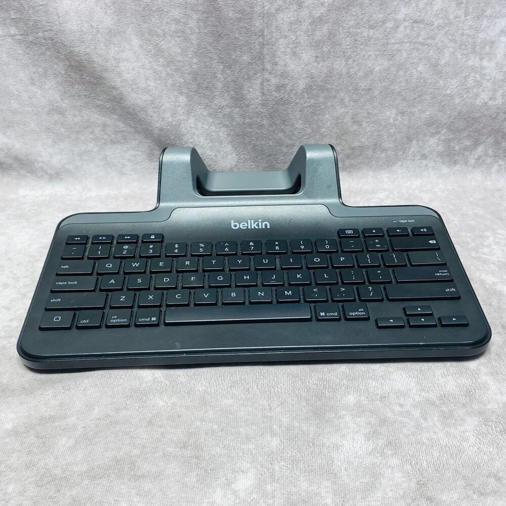 Belkin Wired Keyboard With Stand For iPad With Lightning Connector